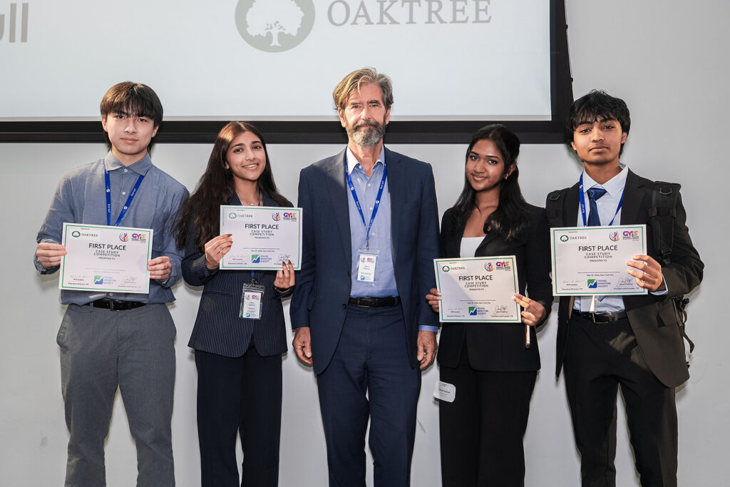 YIS Global Stock Pitch Competition winning team